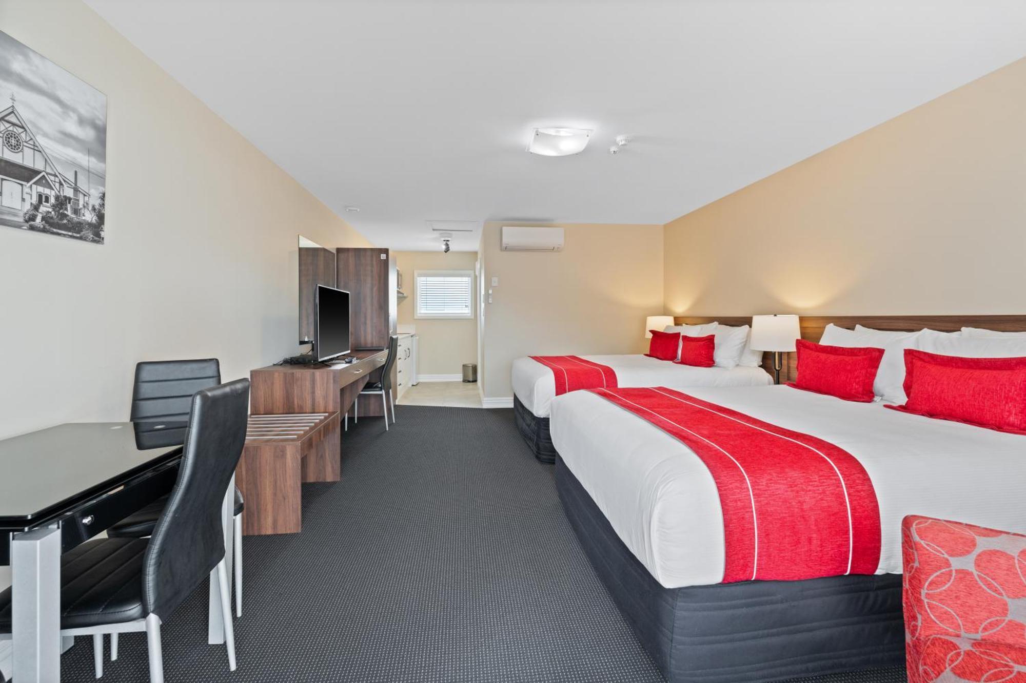 Hotel Newina 5*
