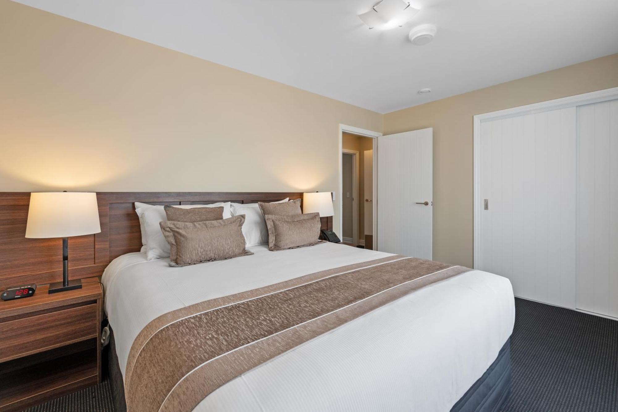 Newina Hotel