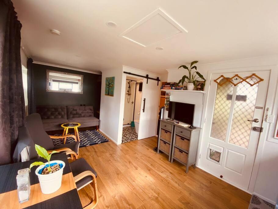 Apartment Adorable Self Contained One Bedroom Rotorua