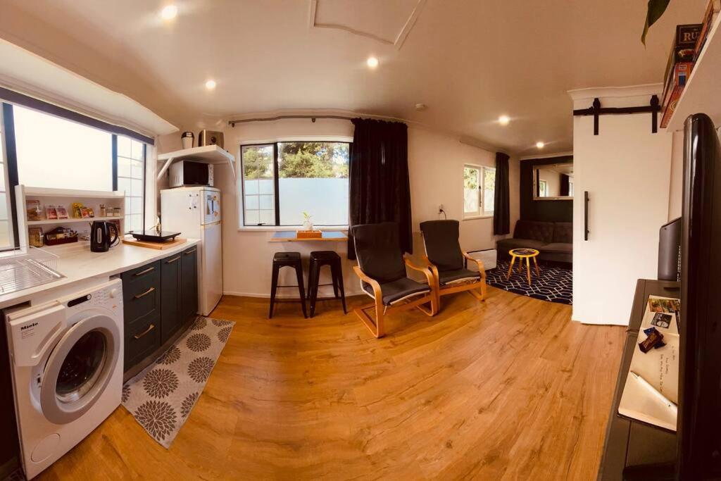 Adorable Self Contained One Bedroom Apartment