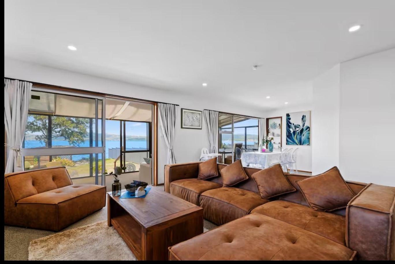 Fabulous Front House-private Access Holiday home