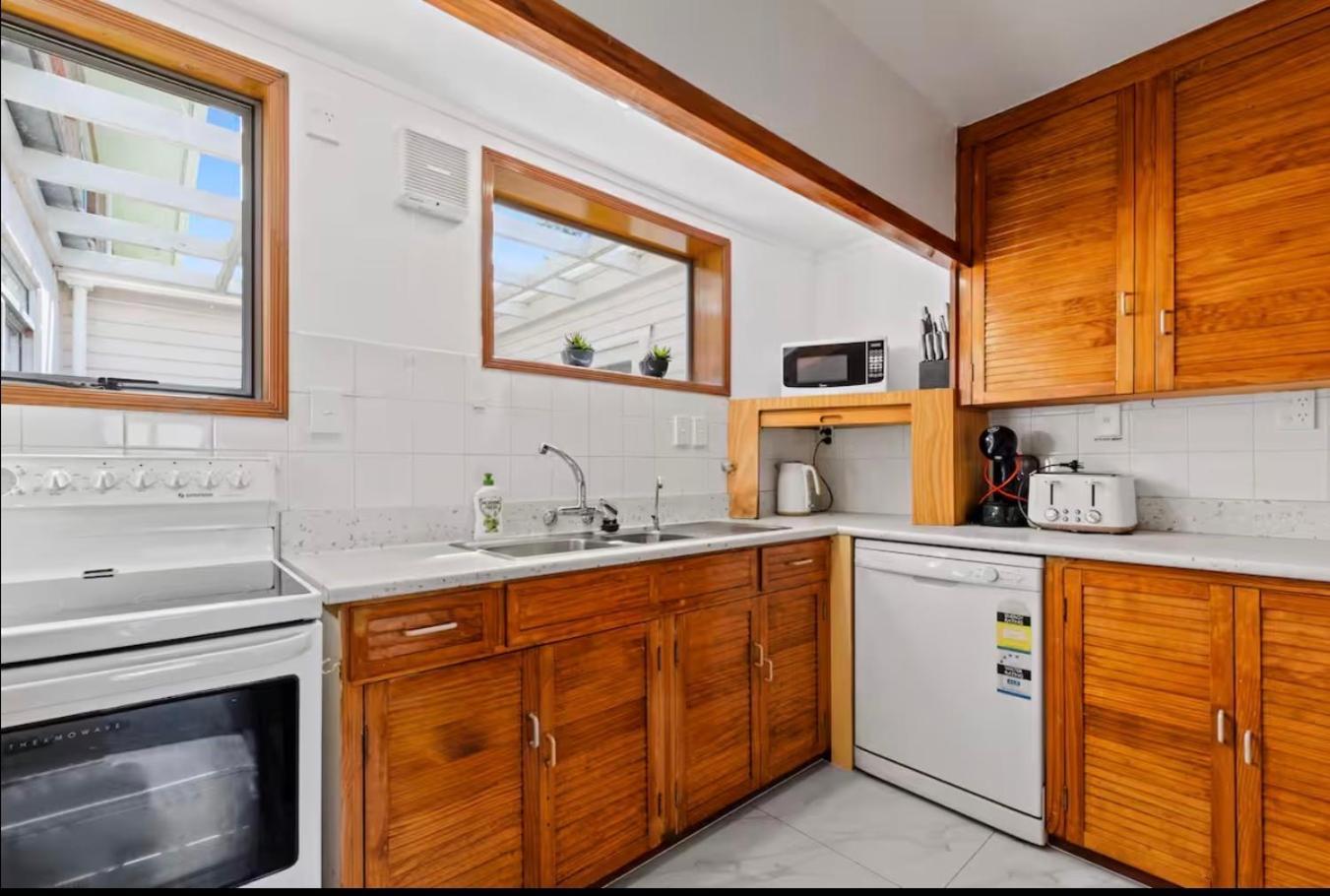 Holiday home Fabulous Front House-private Access *