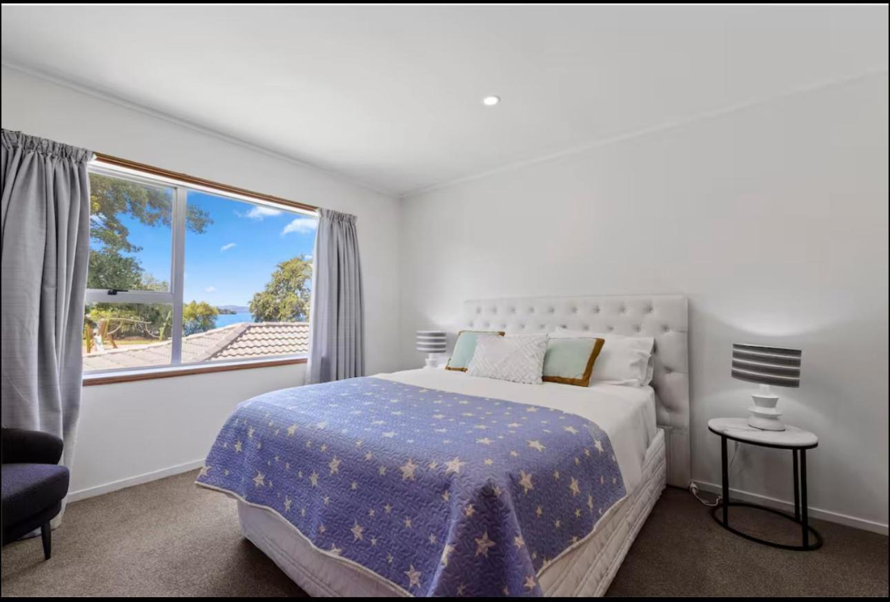 Absolutely Front House-private Access Holiday home