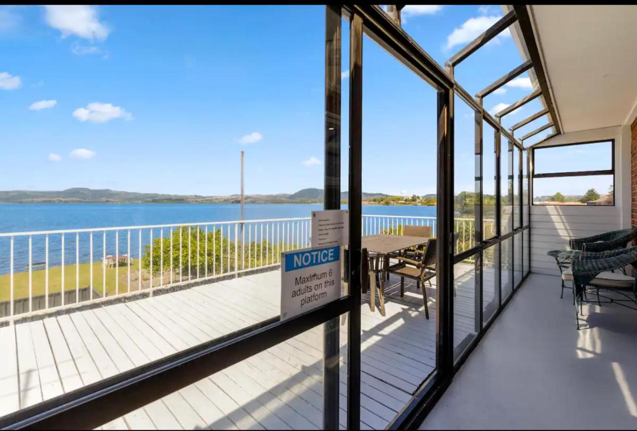 Absolutely Front House-private Access