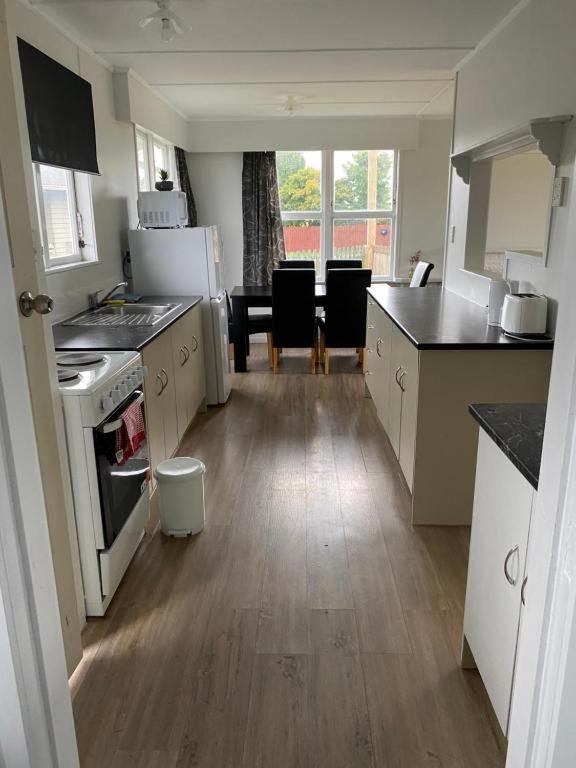 Serviced 3 Bedroom House Holiday home *