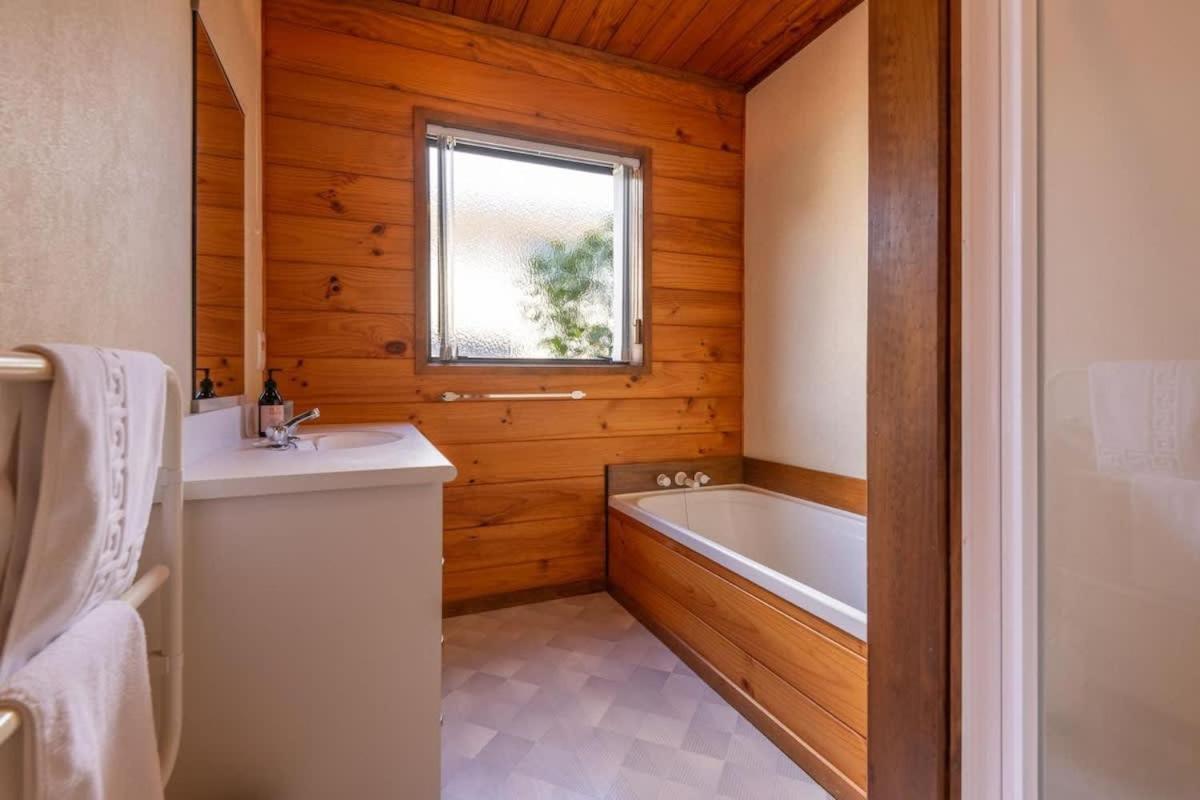Deluxe Redwoods *
