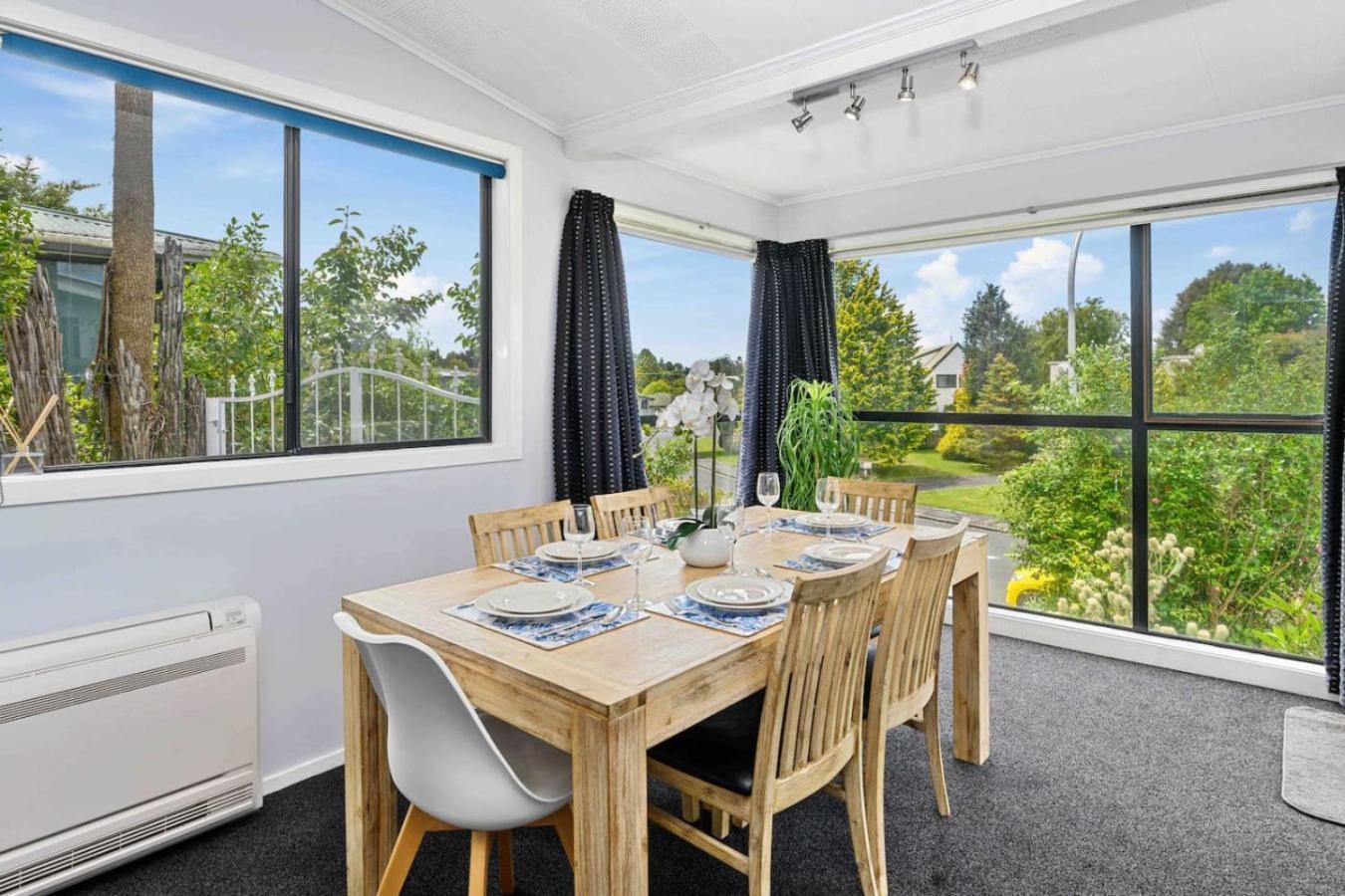 Lakeview Retreat Holiday home *