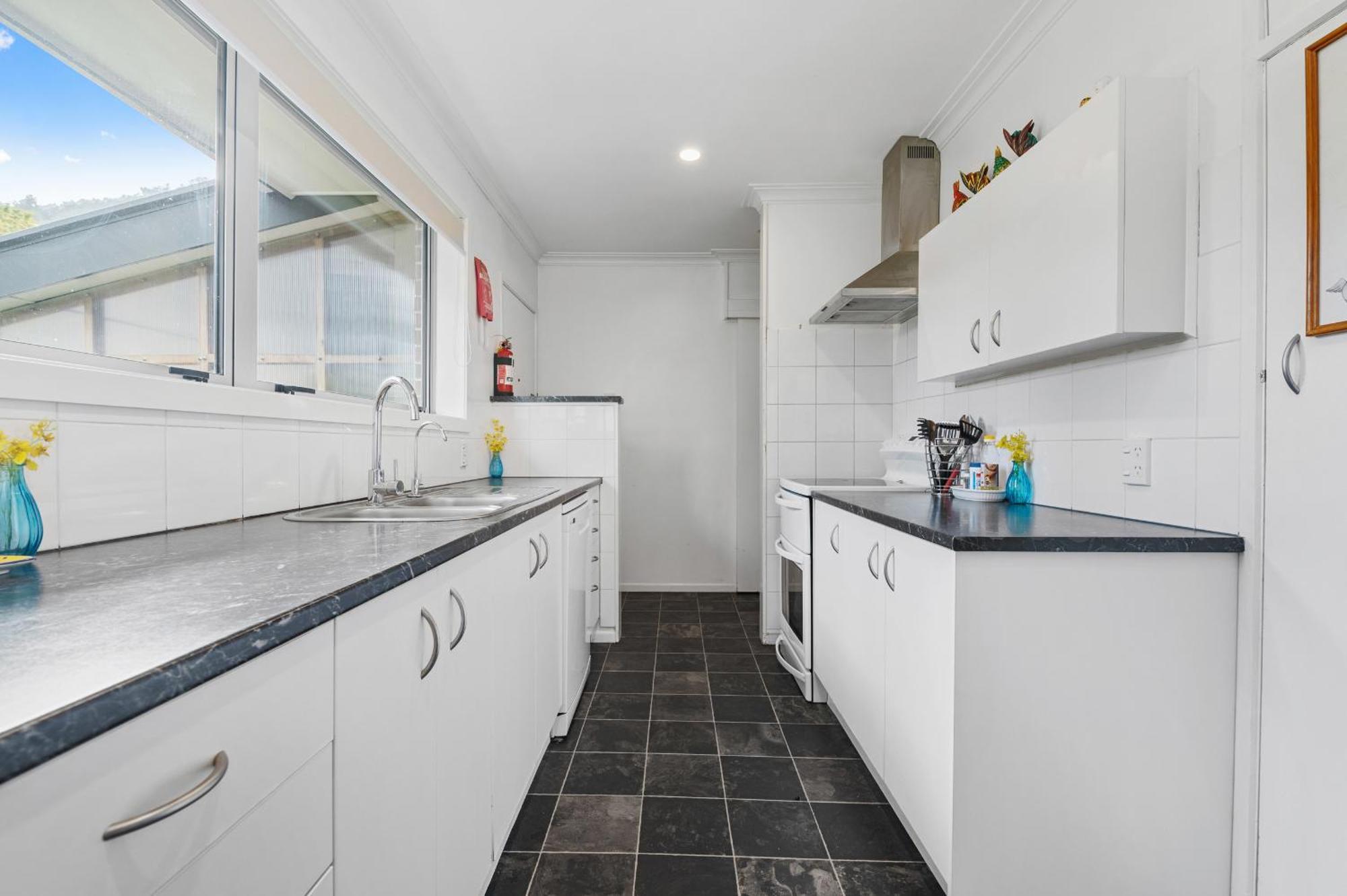 Skyline Staycation - Holiday home