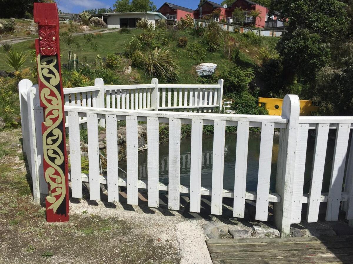 Lakeside Reserve House Close To Centre
