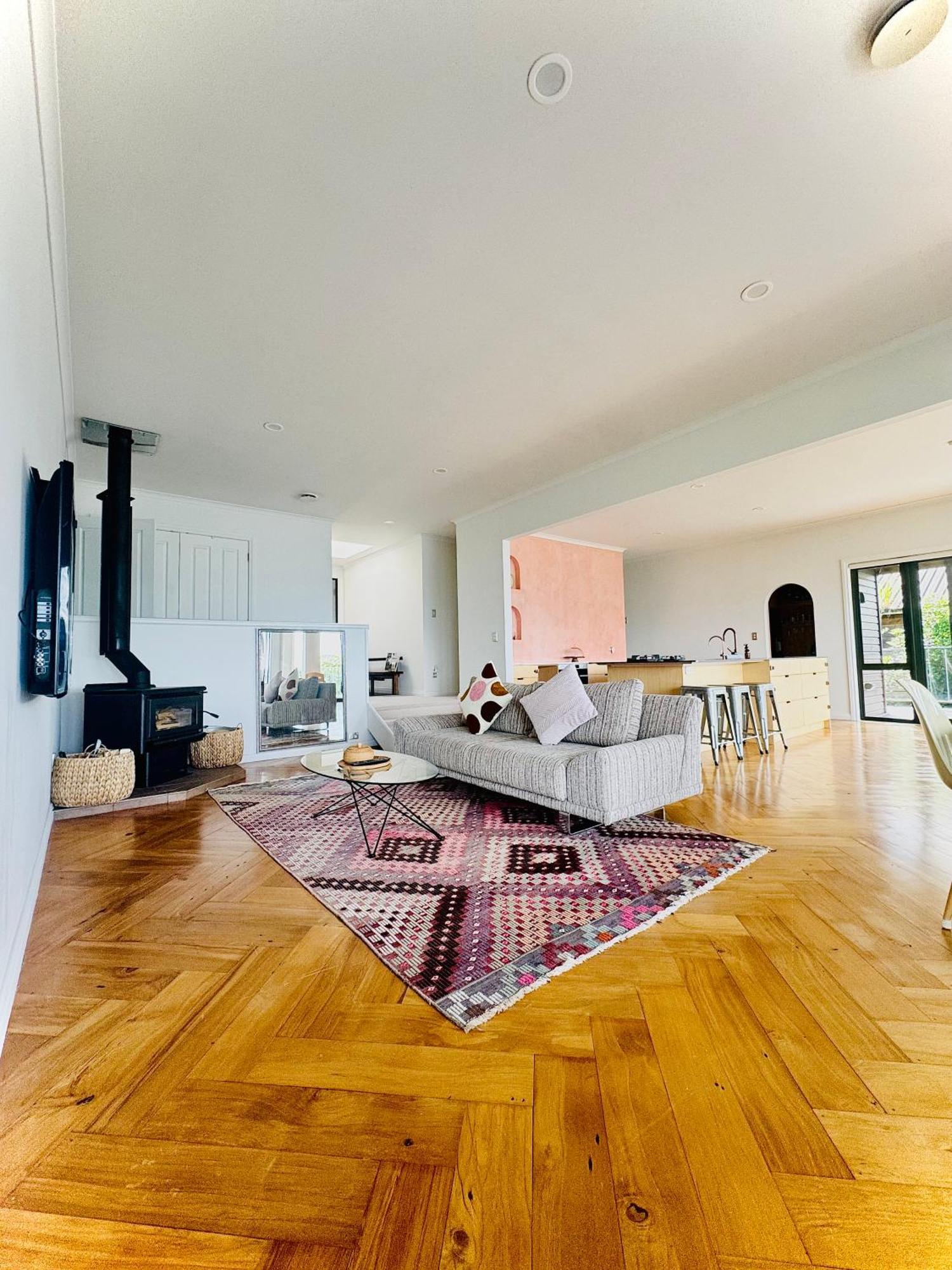 Edge Retreat, Tarawera Holiday home *