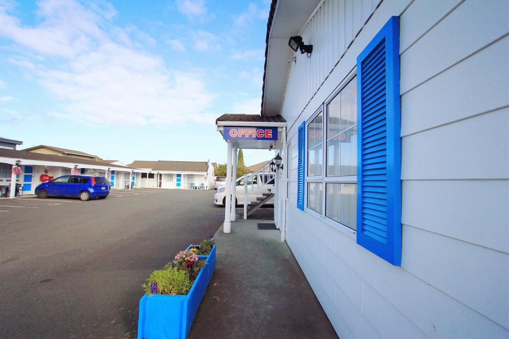 Motel Golden Glow 4*