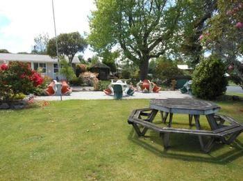 Jack & Di's Lakefront 3*