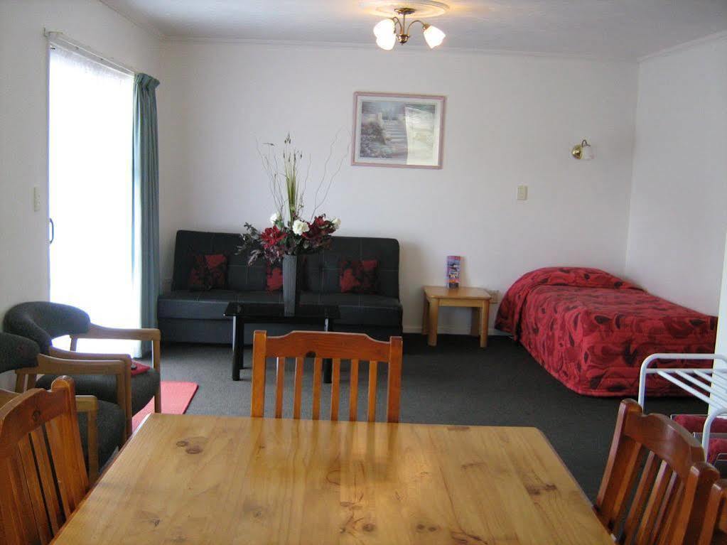 Rose Court