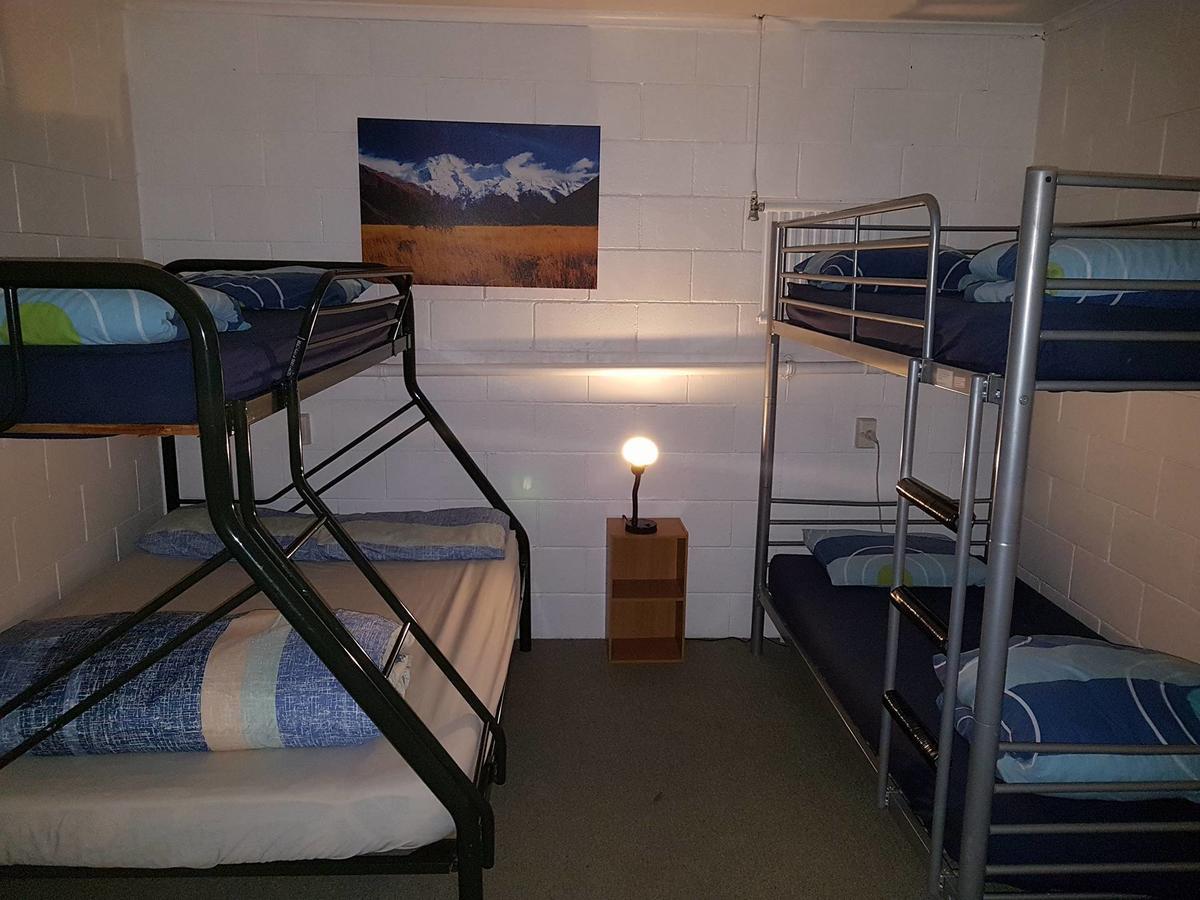 Spa Lodge Hostel *