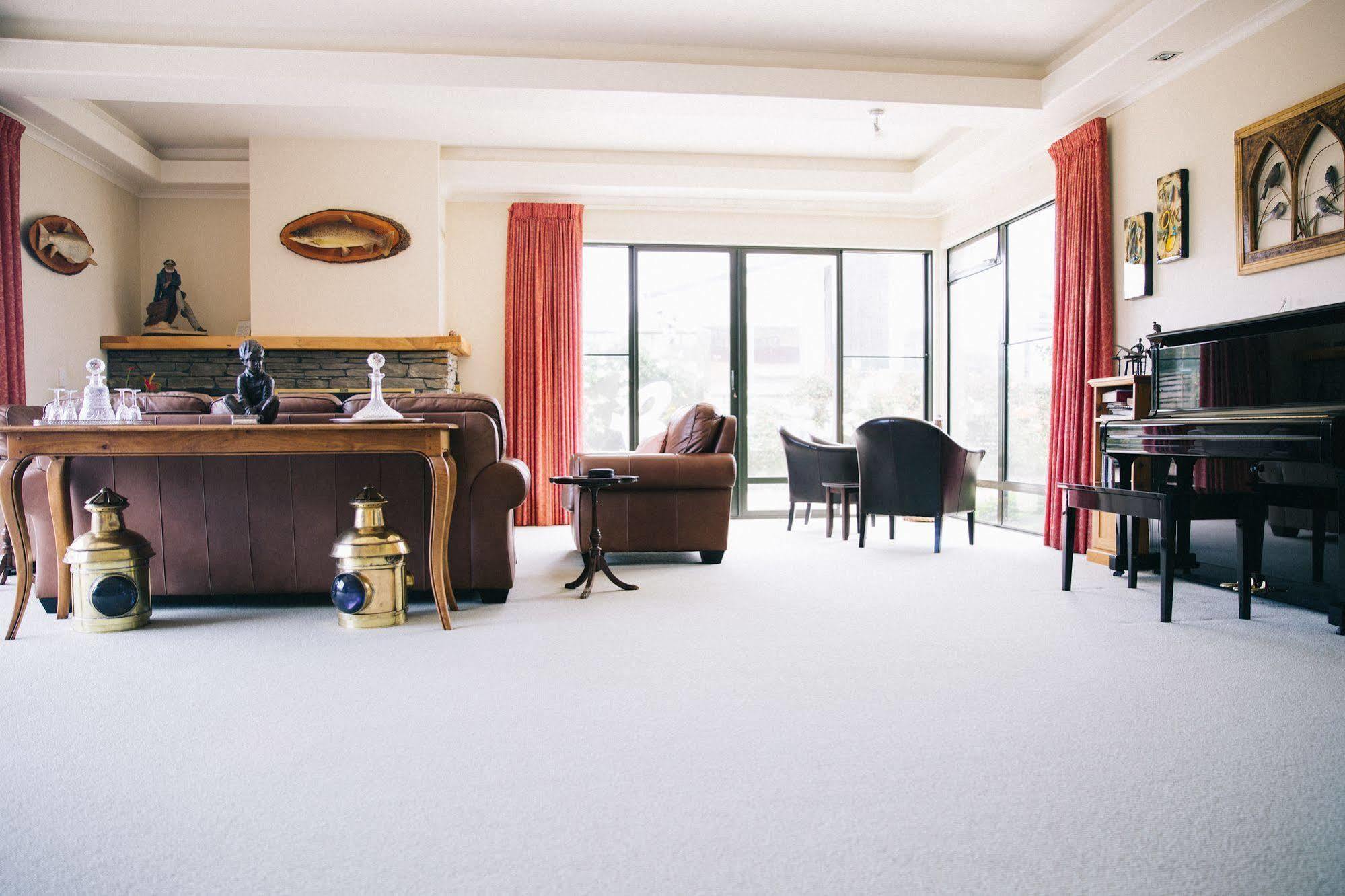 Lodge Nicara Lakeside