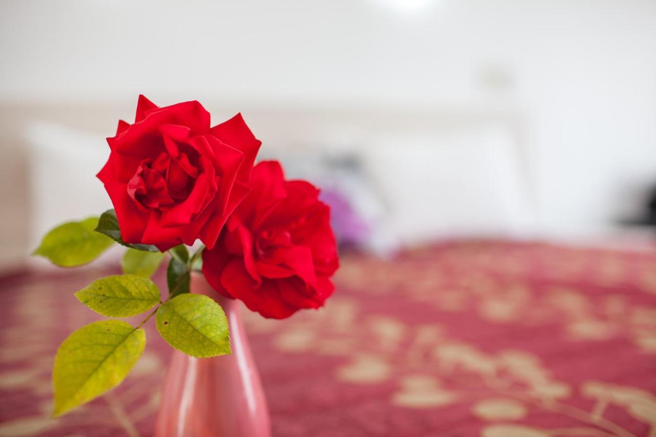 Rose Court