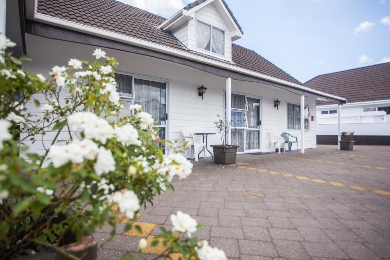 Rose Court Motel 4*