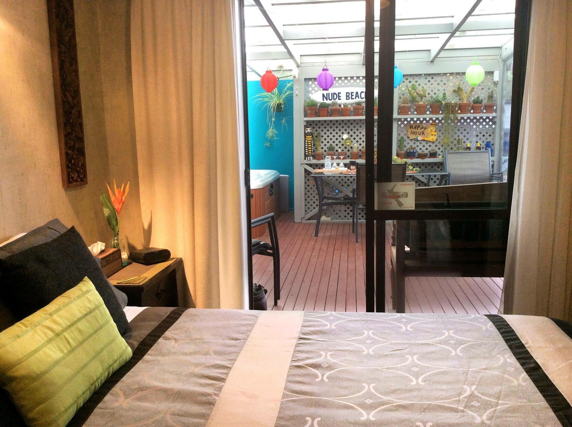 Hotel Guysers Gaystay For Men 3*