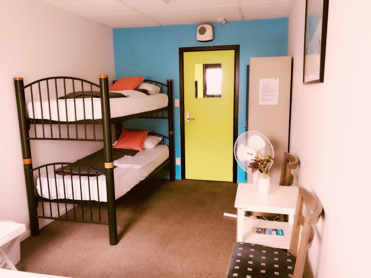 Hostel Planet Backpackers *