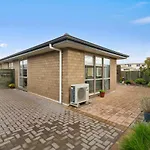 Cosy Rotorua Center Holiday Home