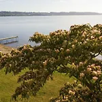 Nicara Lakeside Lodge