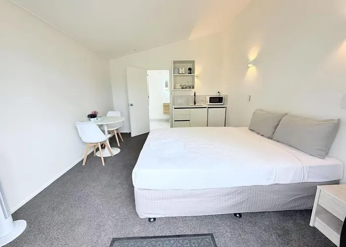 Unit 1, Fenton Summer Lodge