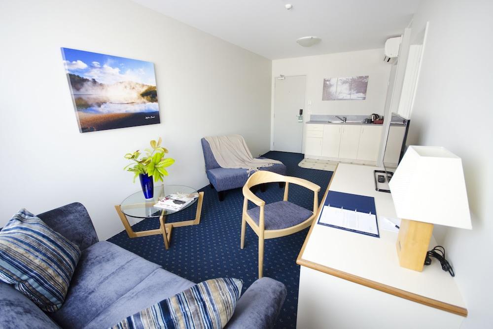 Jetpark Hotel