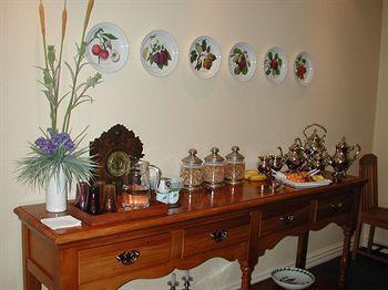 Springs Hotel 3*