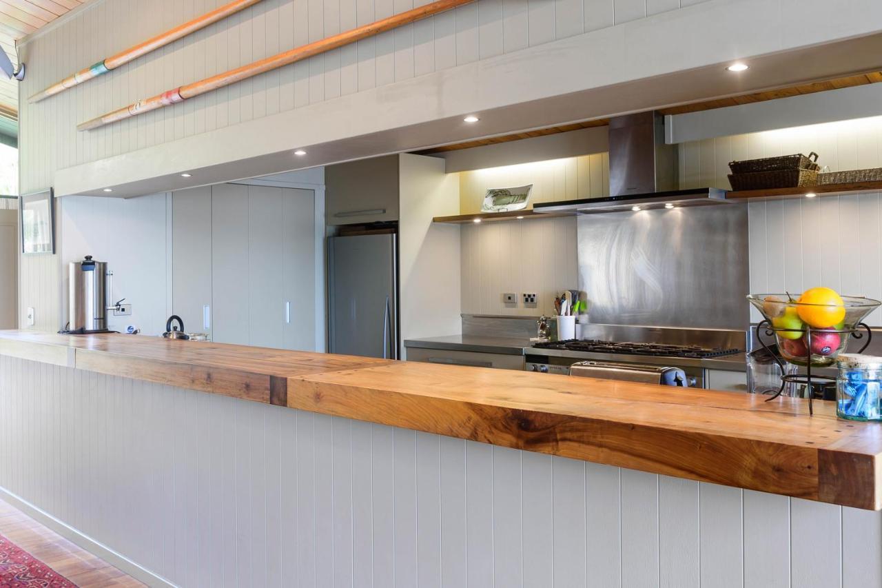 Koura Bed & Breakfast