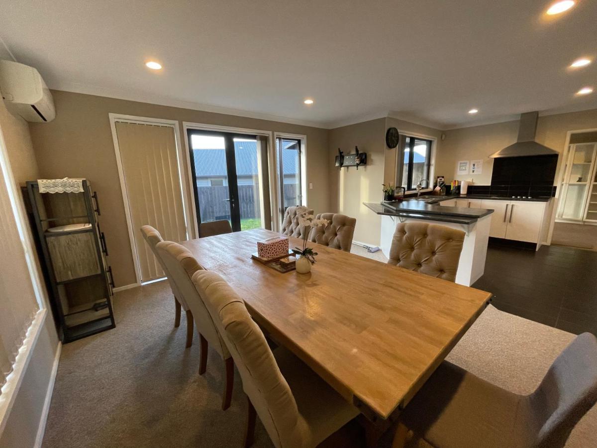 Your Happy Place-quiet Area & Pool Holiday home *