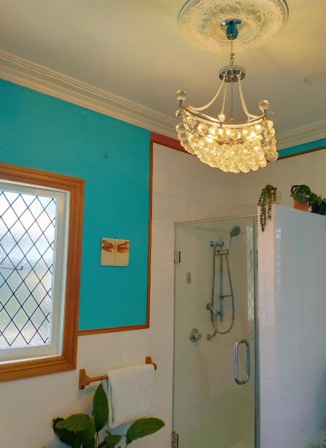 Bed & Breakfast Amberly House *