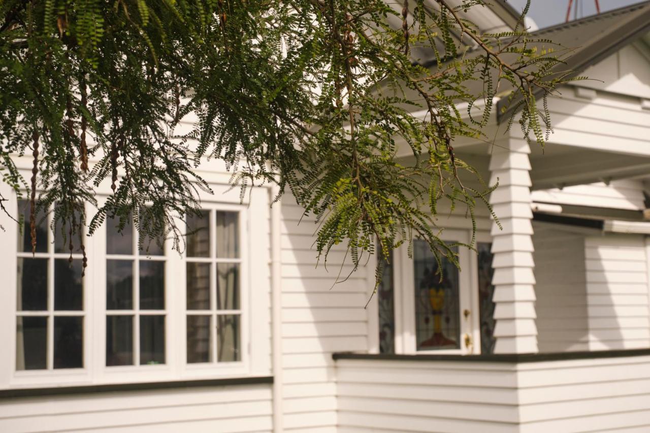 Victorian Designs - Spacious In Central Holiday home Rotorua