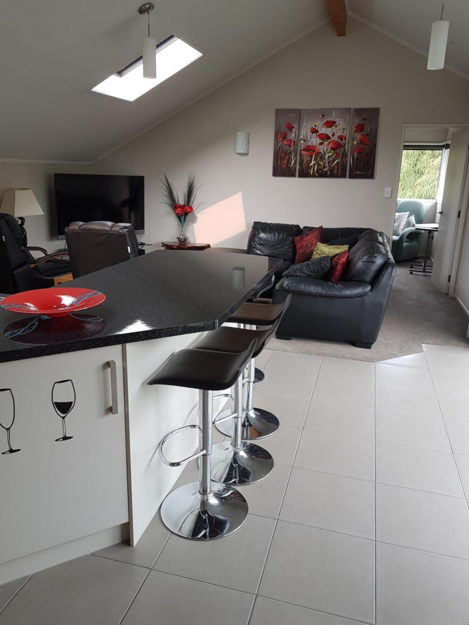 Apartment Tuiglen Lakeside
