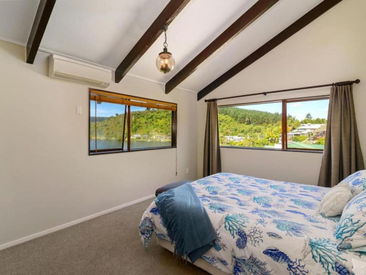 Holiday home Rotoiti Bay Bliss *