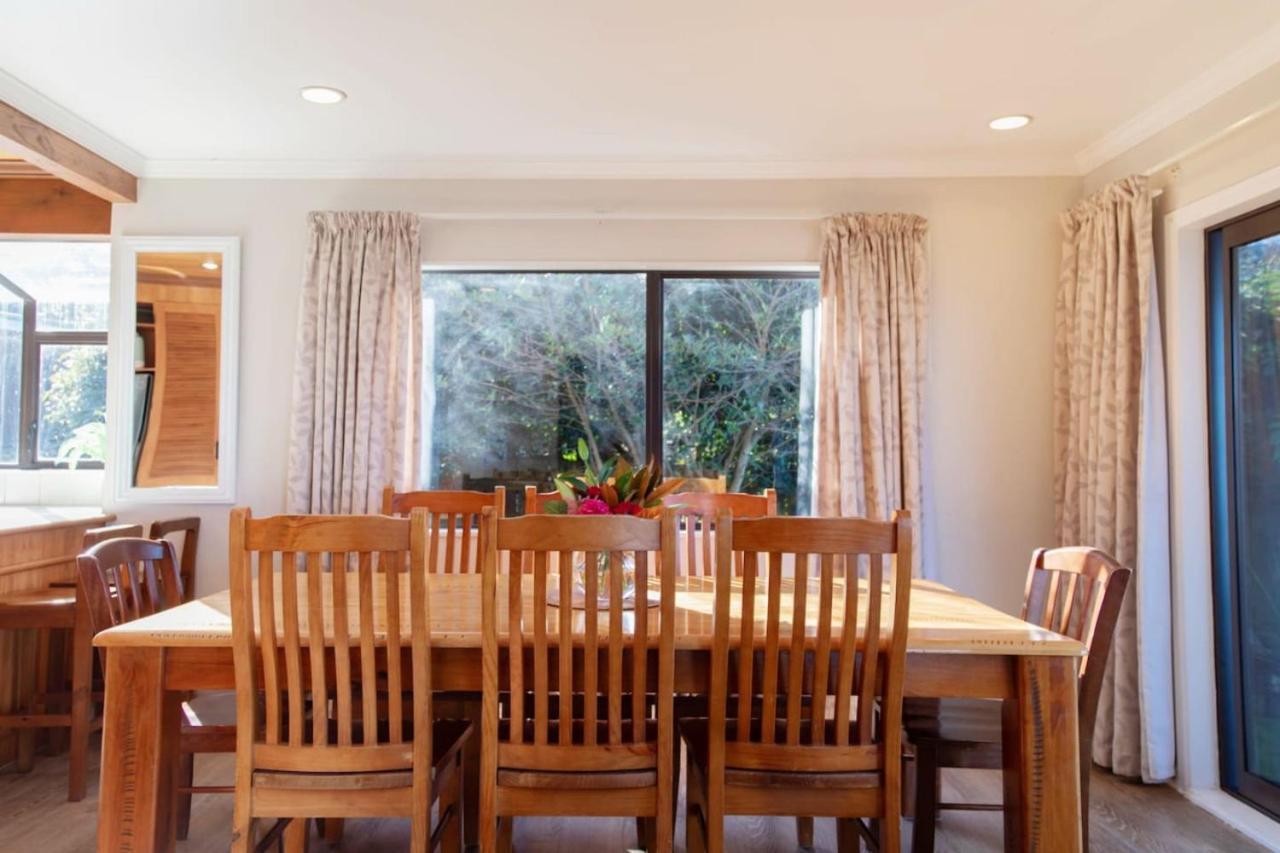 Holiday home Parawai Lakehouse Sanctuary Rotorua