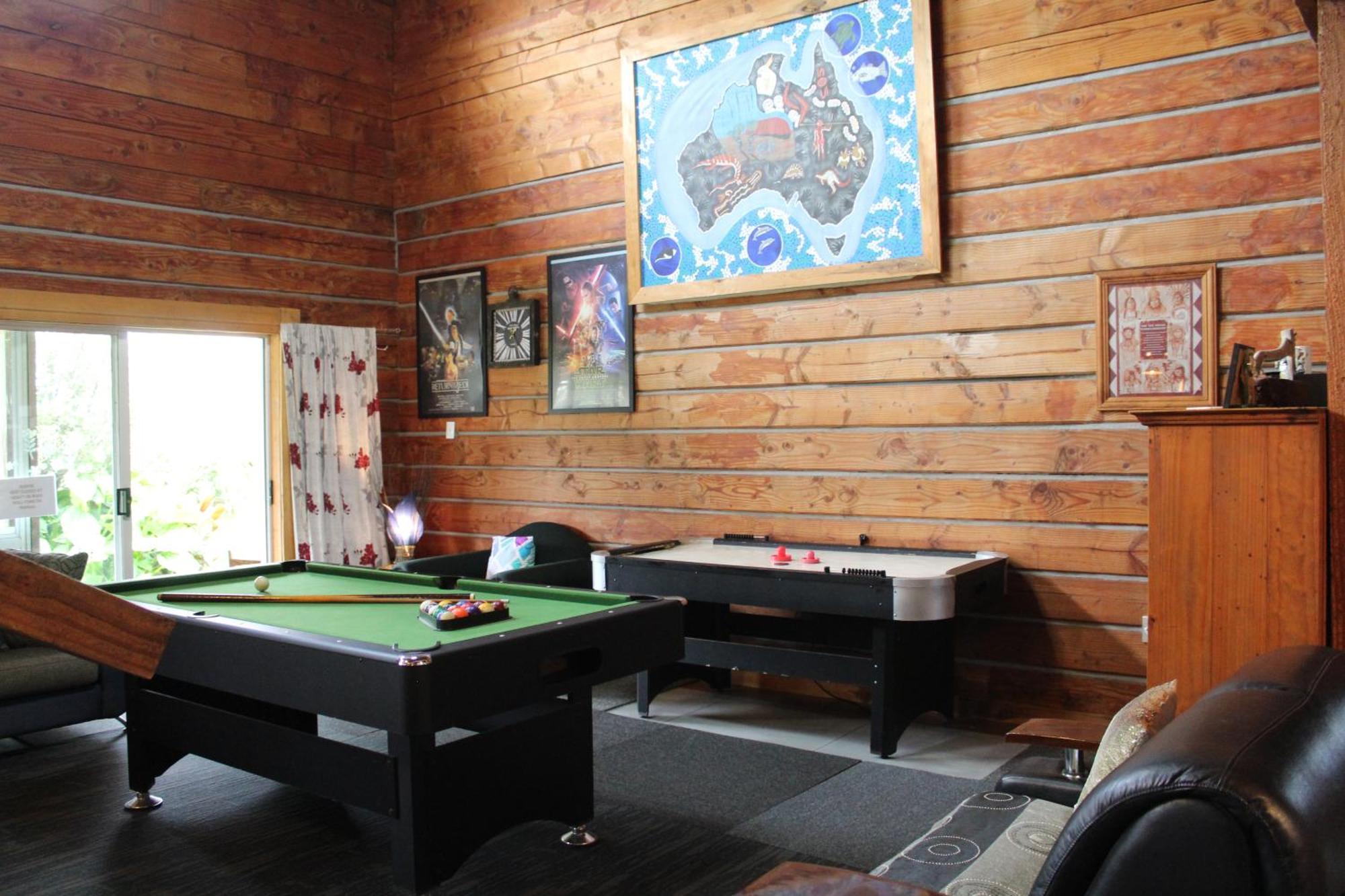 Hot Log Fire Up To 16 Guests Holiday home
