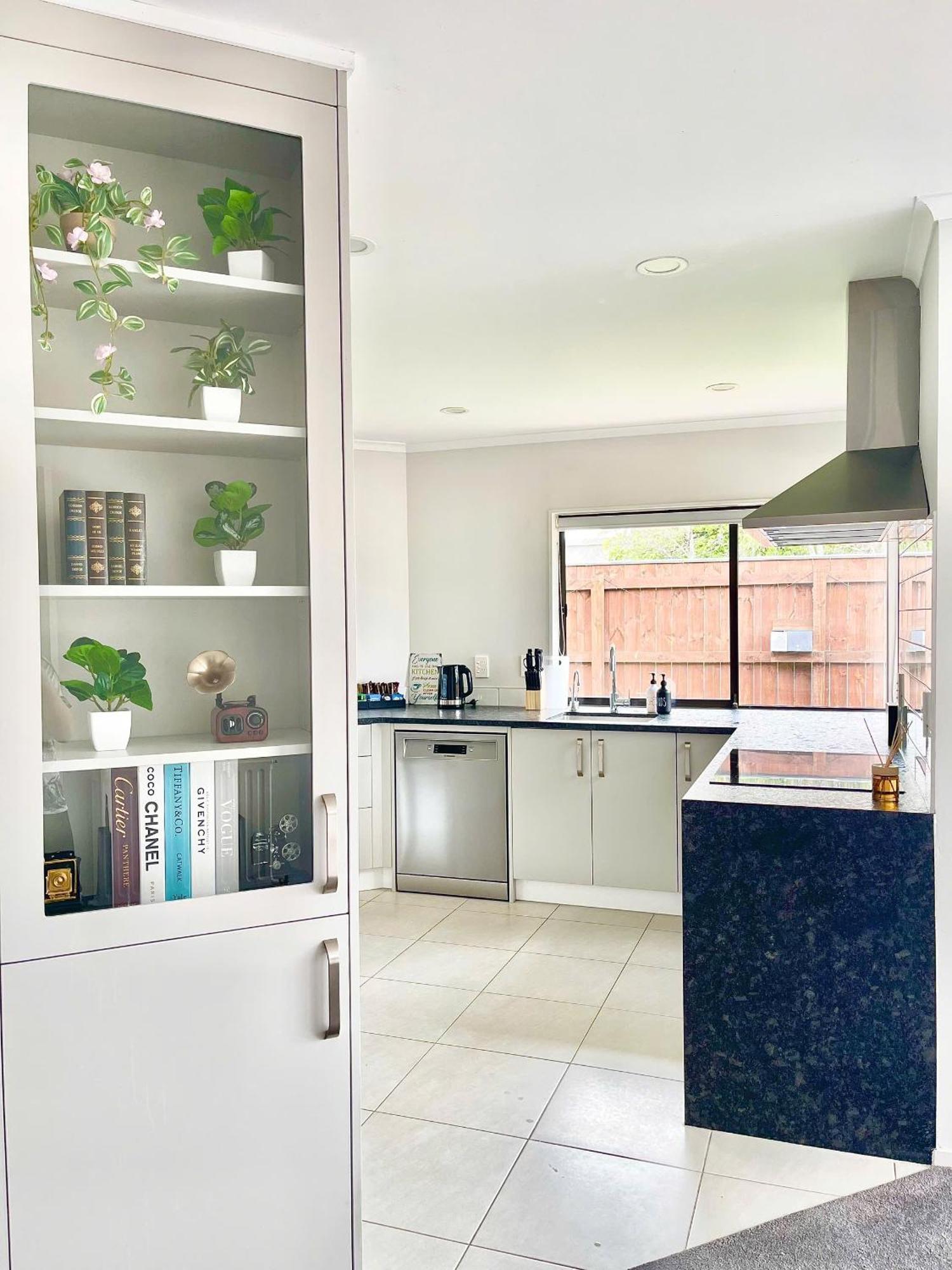 Cozy Victoria Double With Garden View With Shared Bathroom *