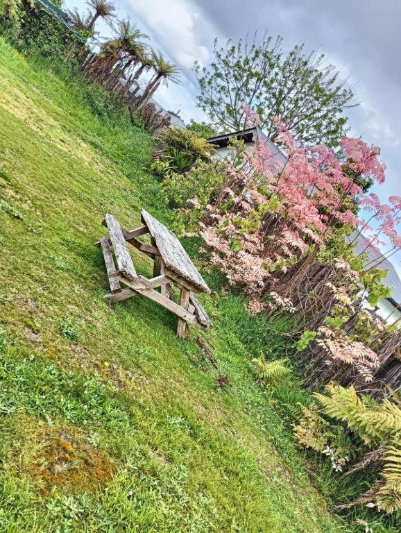 Served 3-bedroom House A Including 5 Double Beds, 1 Single Bed, And 2 King Sofa Beds Rotorua