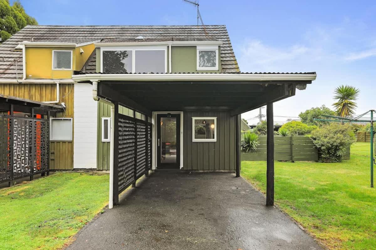 Holiday home Papawai Townhouse 11 Rotorua