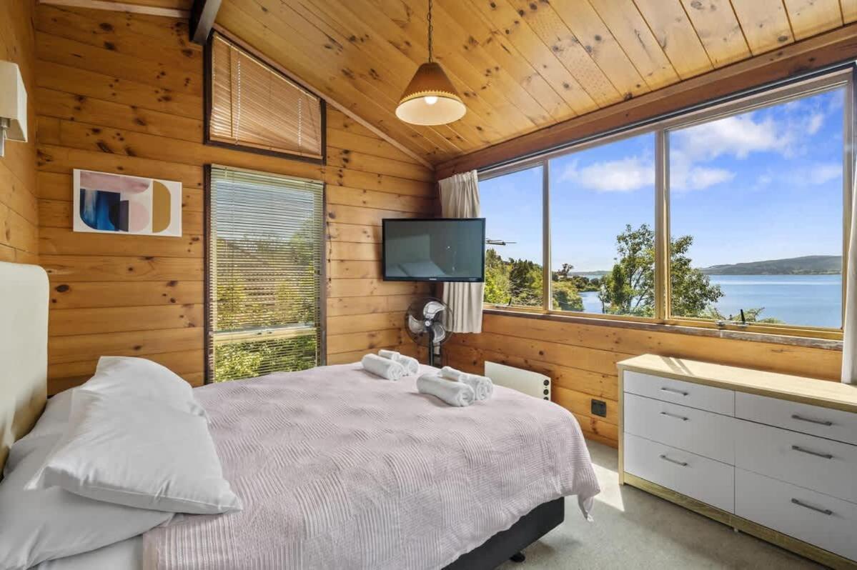 Holiday home Kawaha On The Rotorua