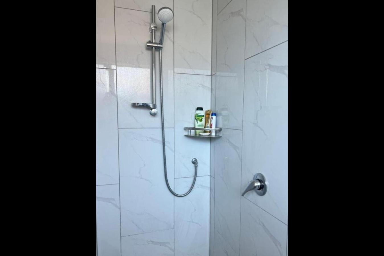 Apartment 2 Double Beds, 1 Single Bed, 1 Double Sofa Bed In A Small 1 Bedroom And 1 Lounge No Kitchen Only Fridge, Microwave *