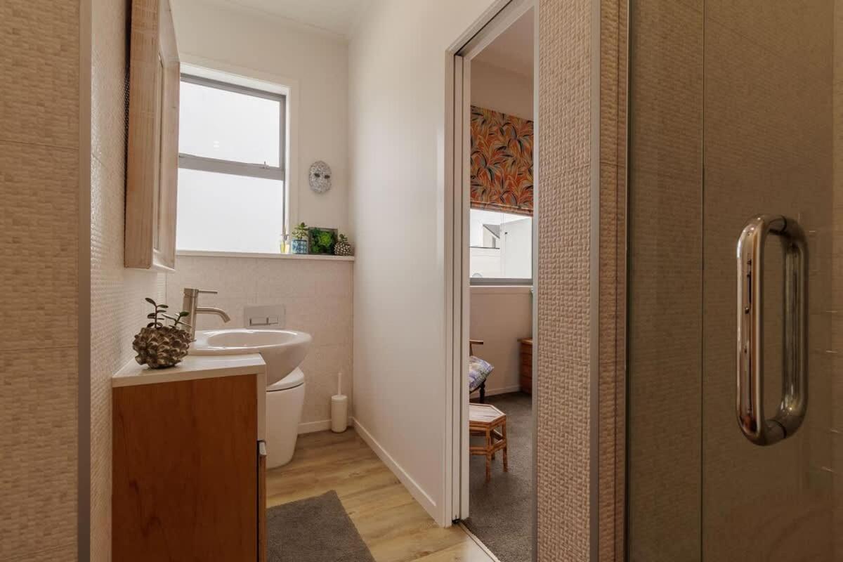Tutanekai - Chic 3 Bedroom 2 Bathroom Apartment *