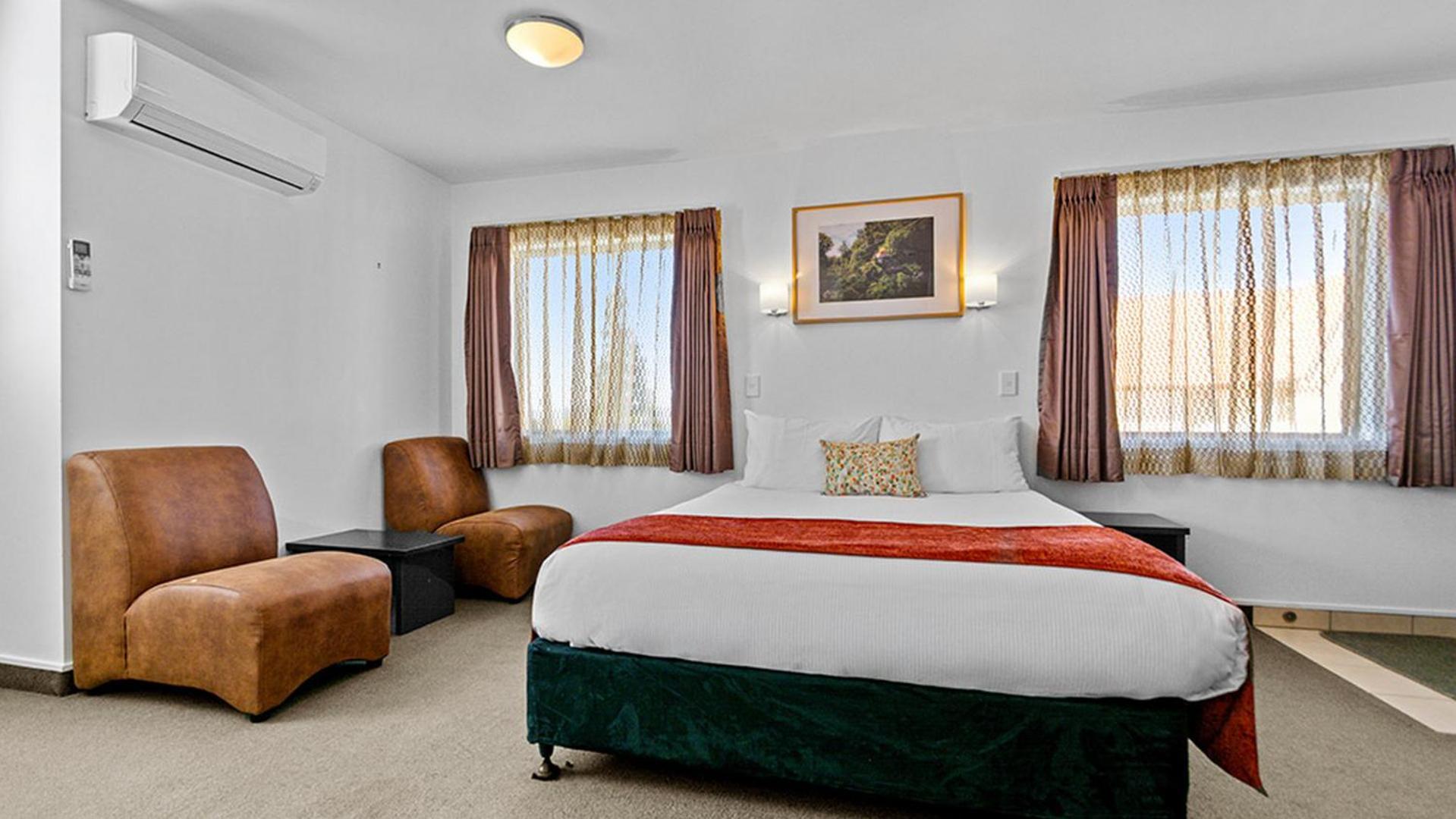 Bella Vista Motel 4*