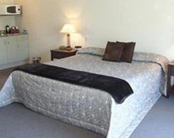 Motel Executive On Fenton 4*
