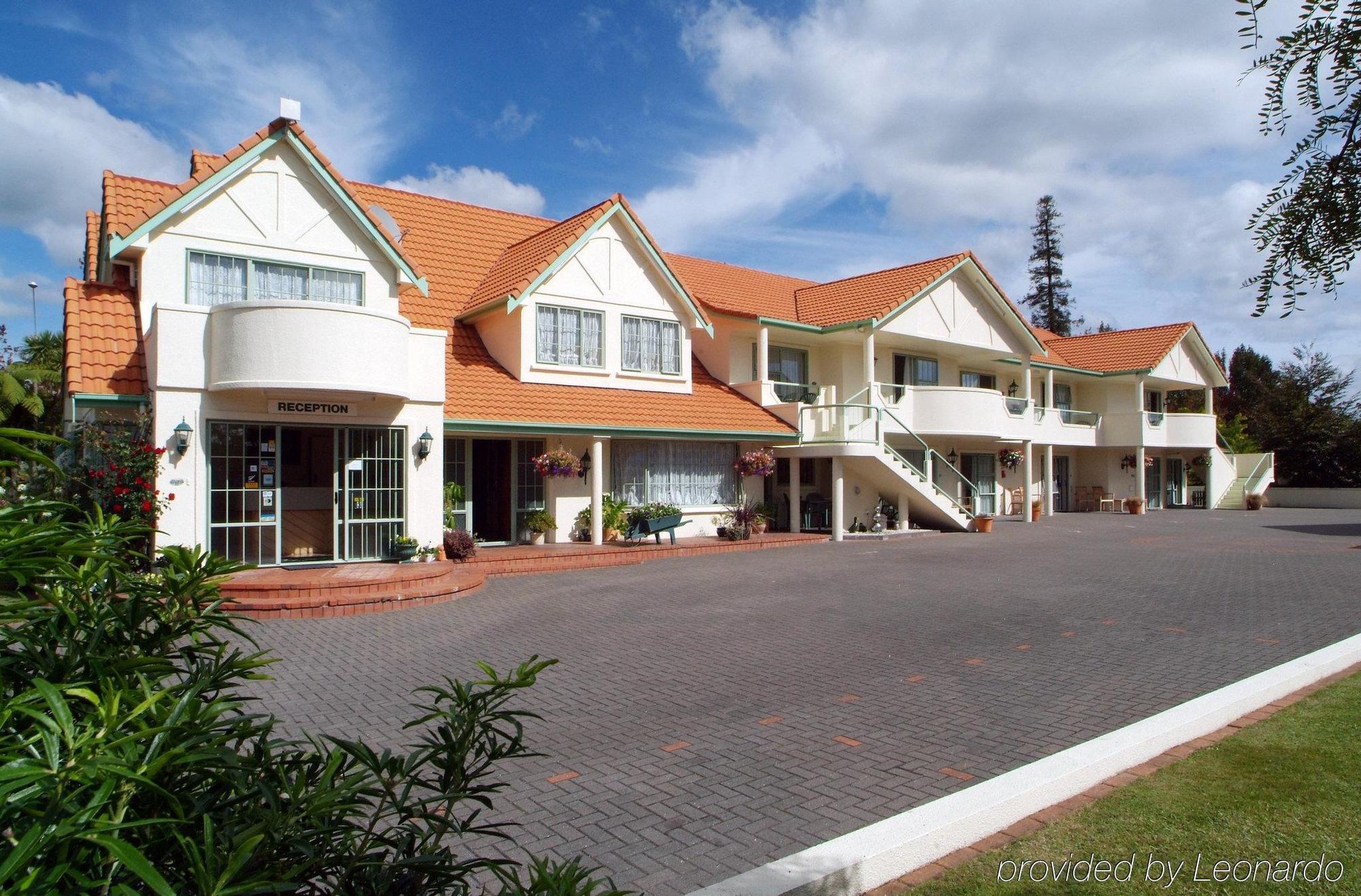 Coachman Motel