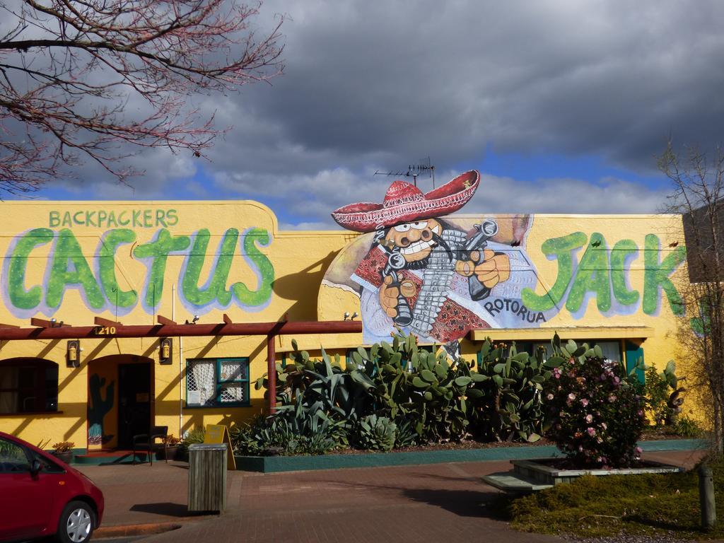 Hostel Cactus Jacks Backpackers