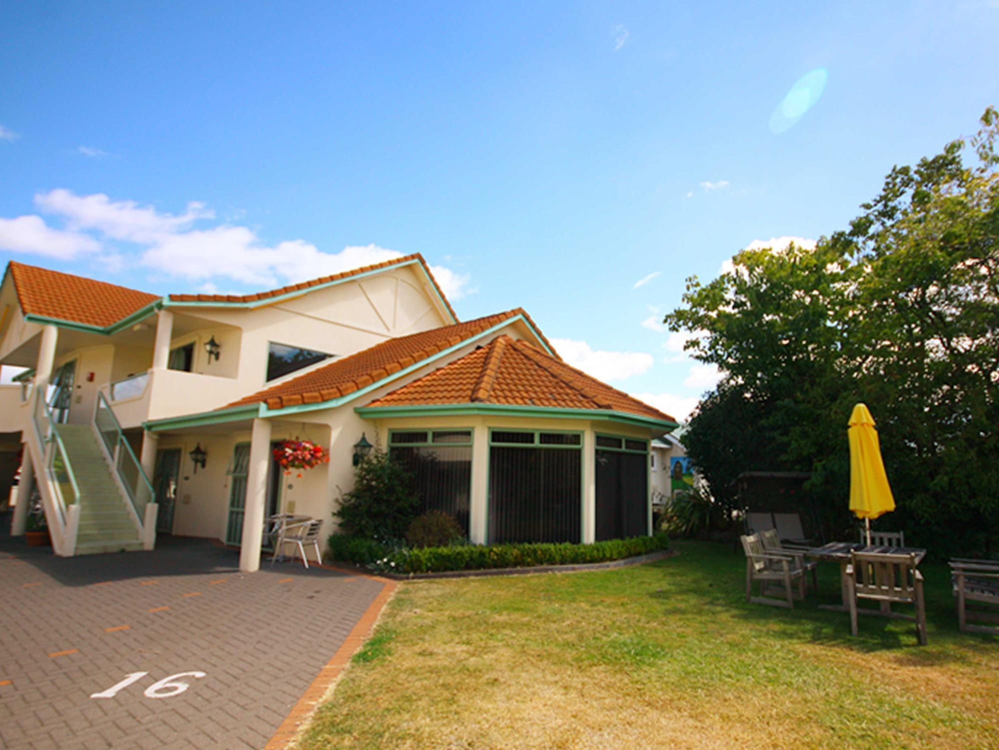 Coachman Motel 4*