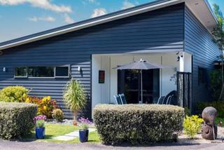 Lights Boutique Bed & Breakfast 4*