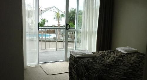 Motel Aura