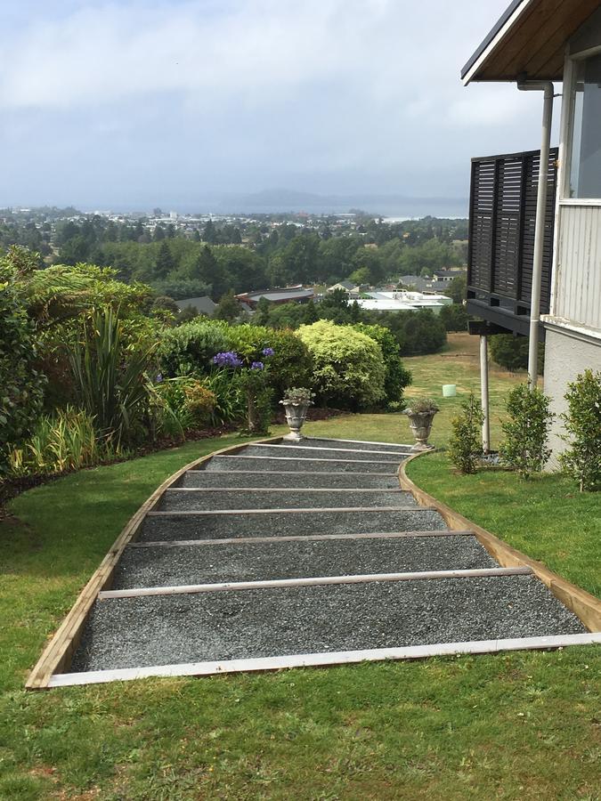 Pohutu Vista Bed & Breakfast Rotorua
